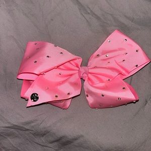 JoJo Bow